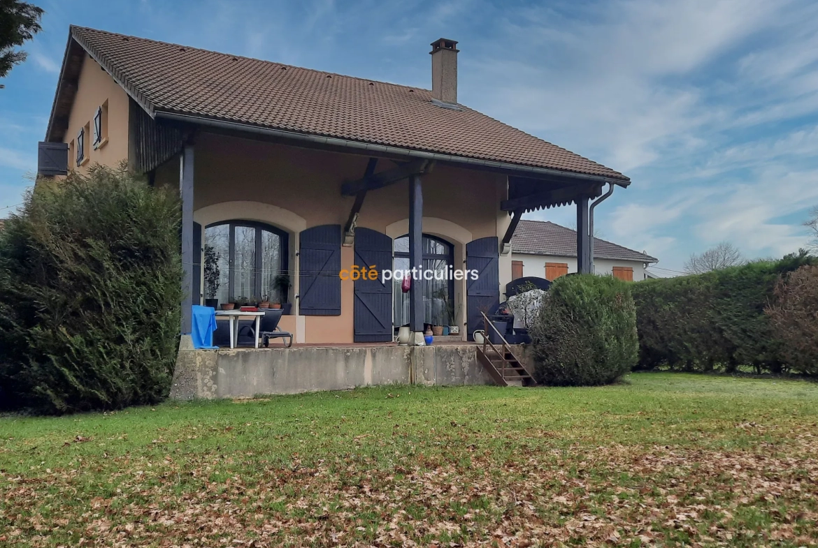 Maison Individuelle à Aumont avec 4 Chambres 