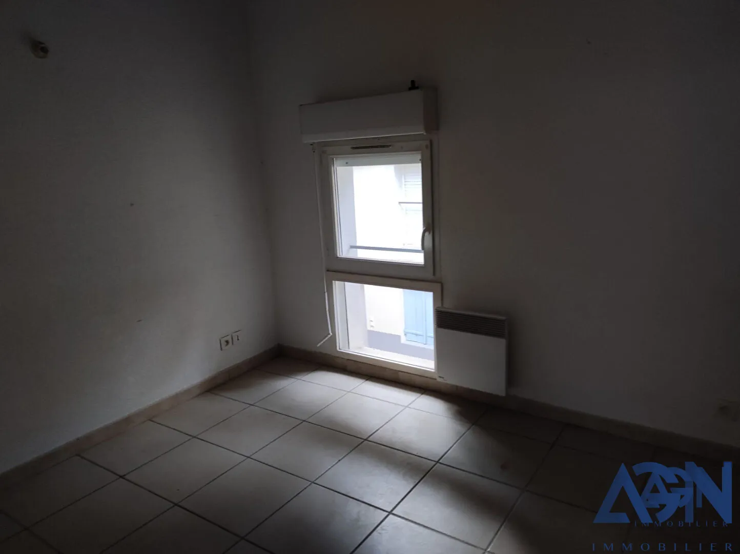 Appartement T3 de 75 m2 à AGDE à rénover 