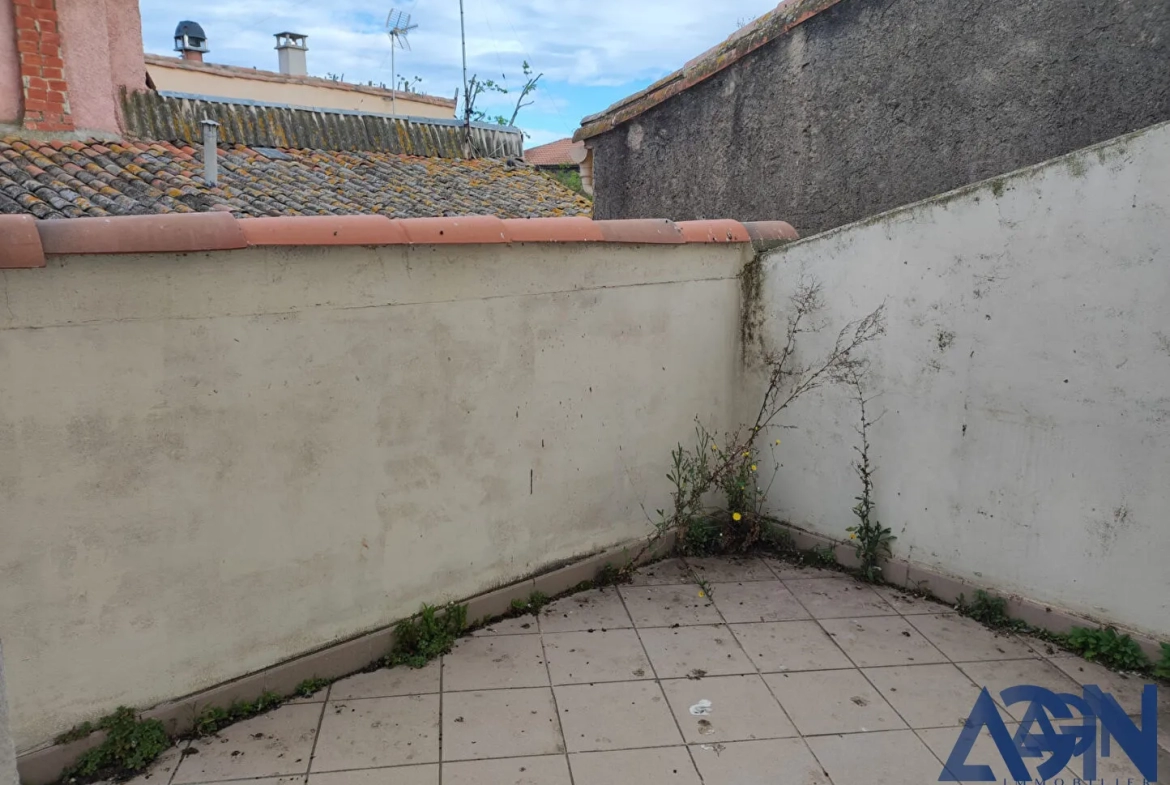 Appartement T3 de 75 m2 à AGDE à rénover 