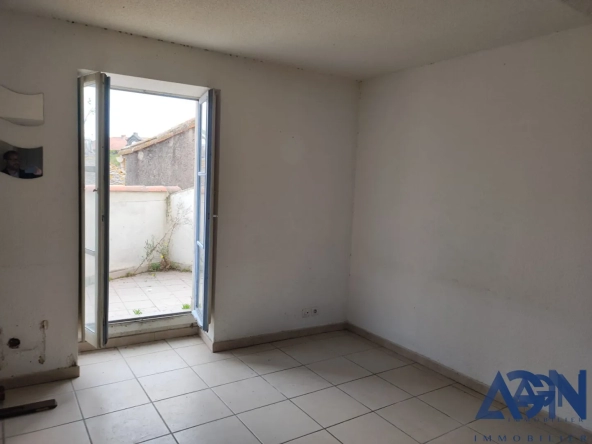 Appartement T3 de 75 m2 à AGDE à rénover