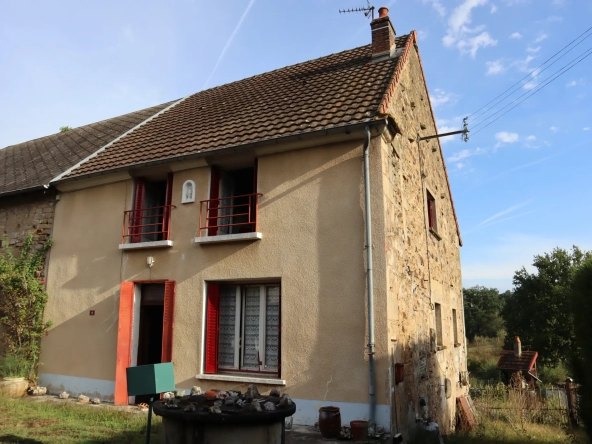 Maison à St Léger du Bois avec 3 chambres - Terrain de 735m2