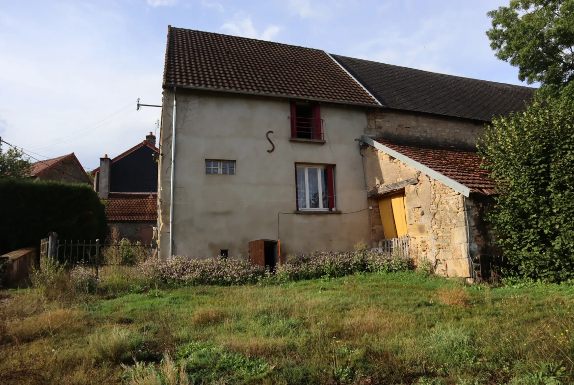 Maison à St Léger du Bois avec 3 chambres - Terrain de 735m2 