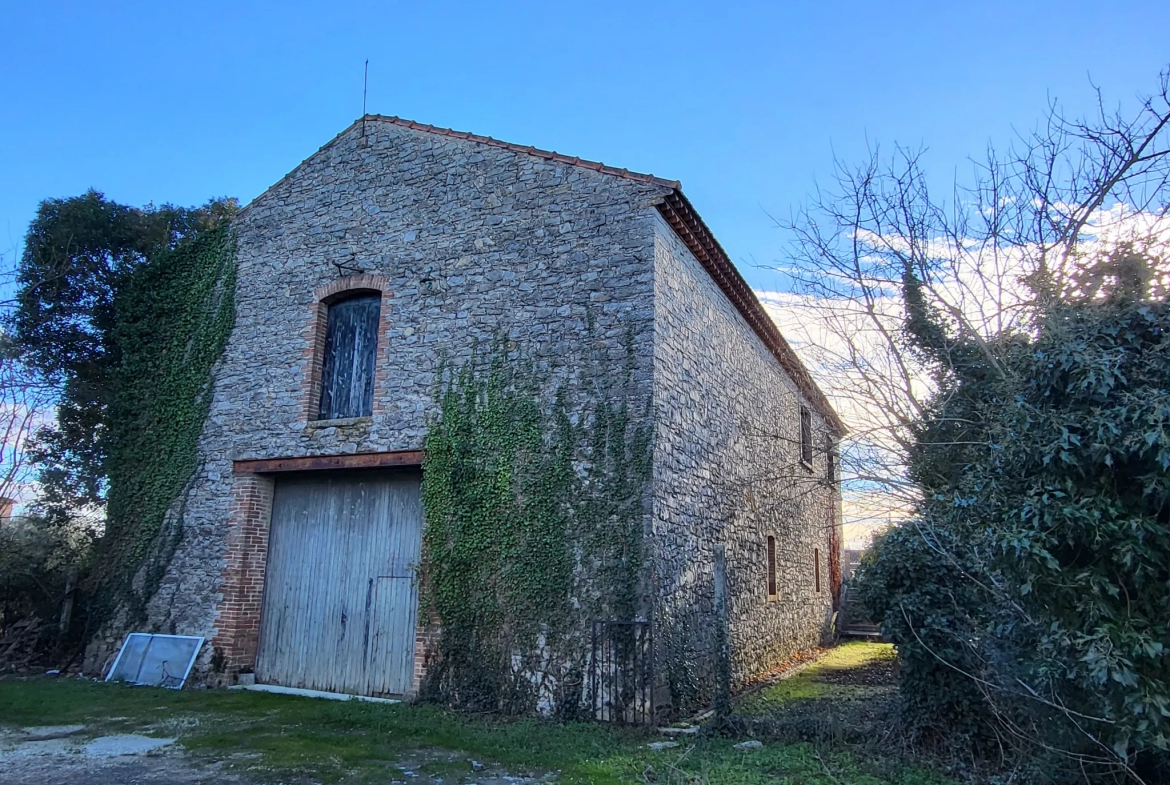 Charming Vineyard House for Sale in Sommières with Garage 