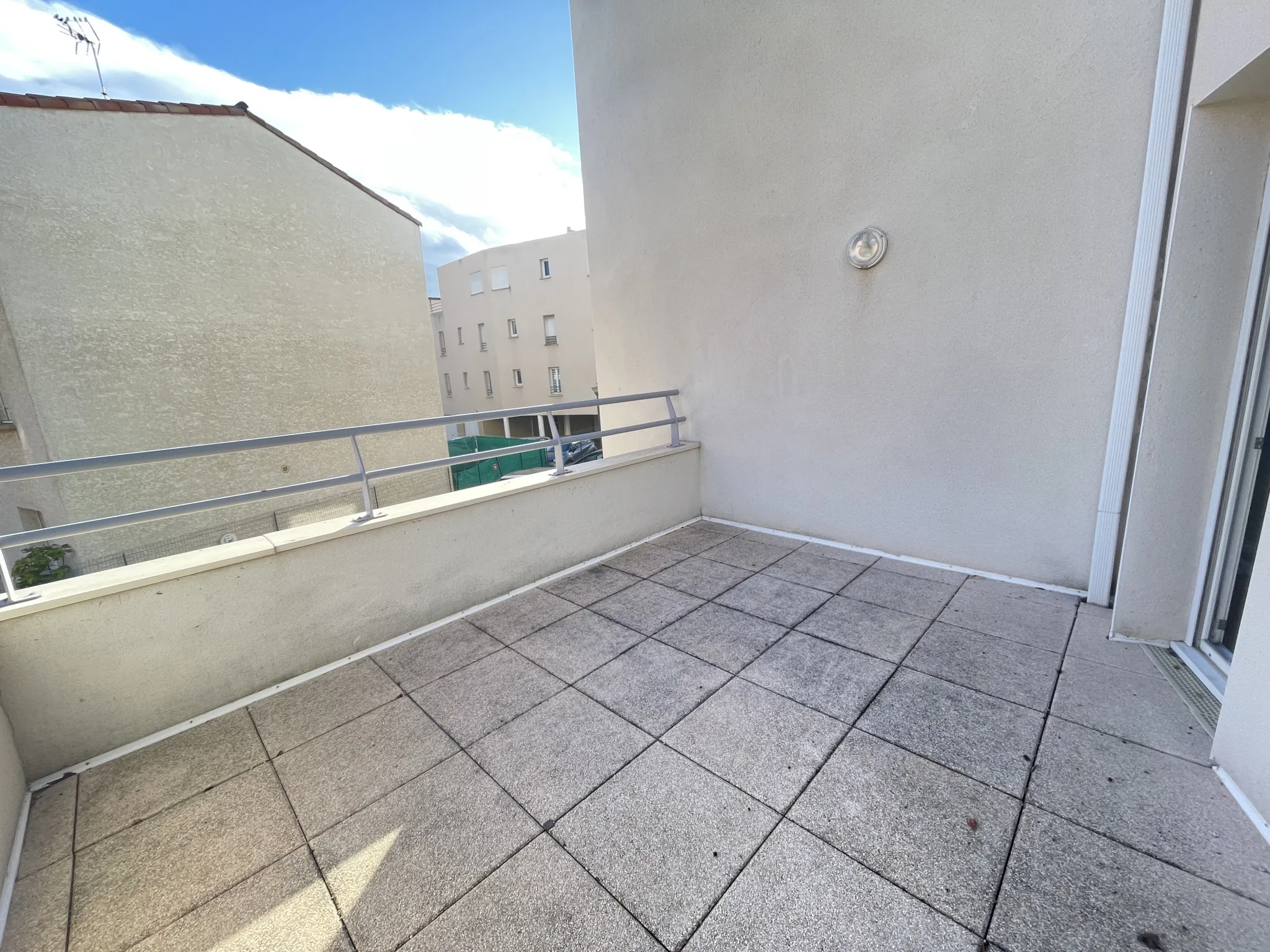 Appartement 3 pièces avec terrasses, garage et parking à Agde 