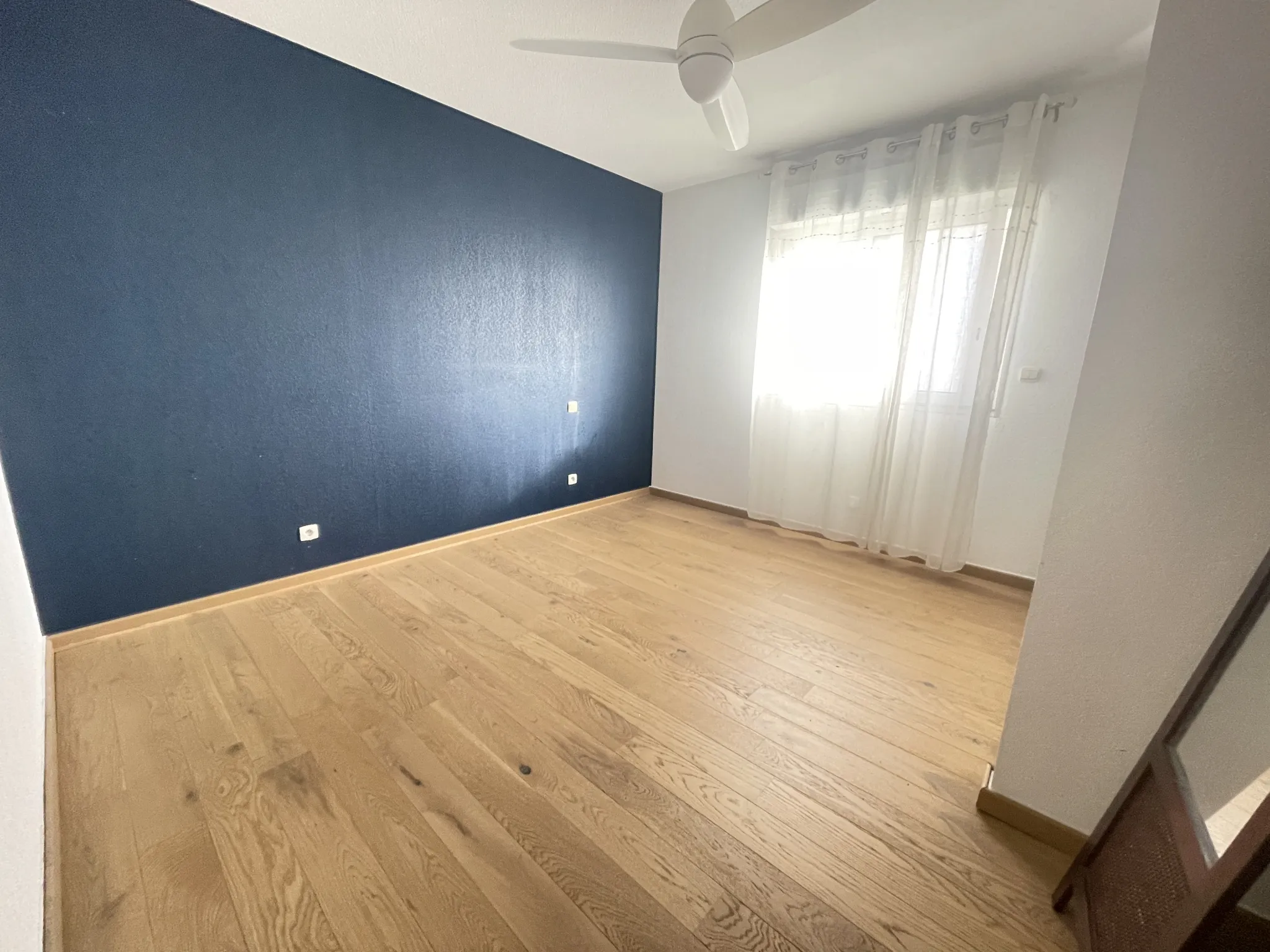 Appartement 3 pièces avec terrasses, garage et parking à Agde 