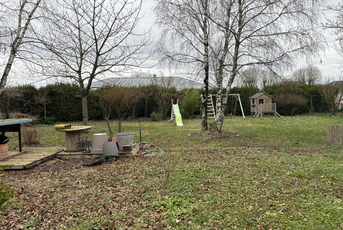 Maison à Sermaises avec 4 chambres et garage 