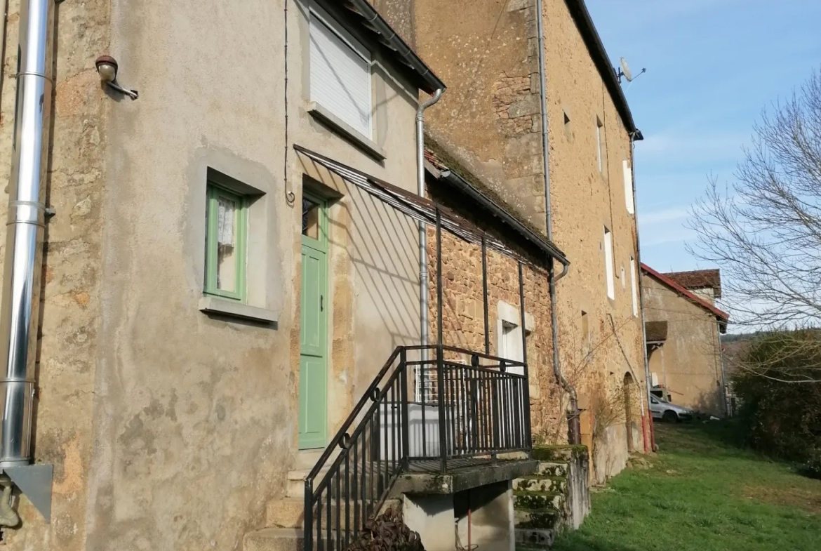 Maison à La Grande Verriere avec 3 Chambres - 102.000 euros 