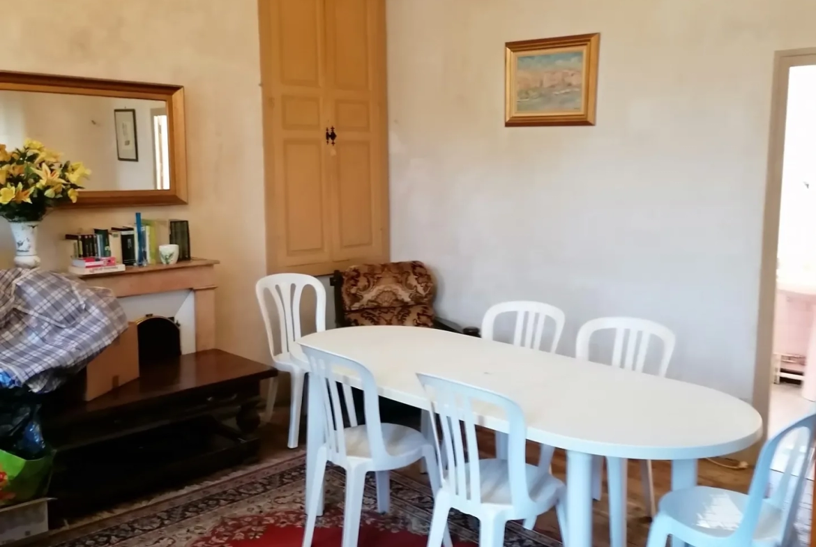 Maison à La Grande Verriere avec 3 Chambres - 102.000 euros 