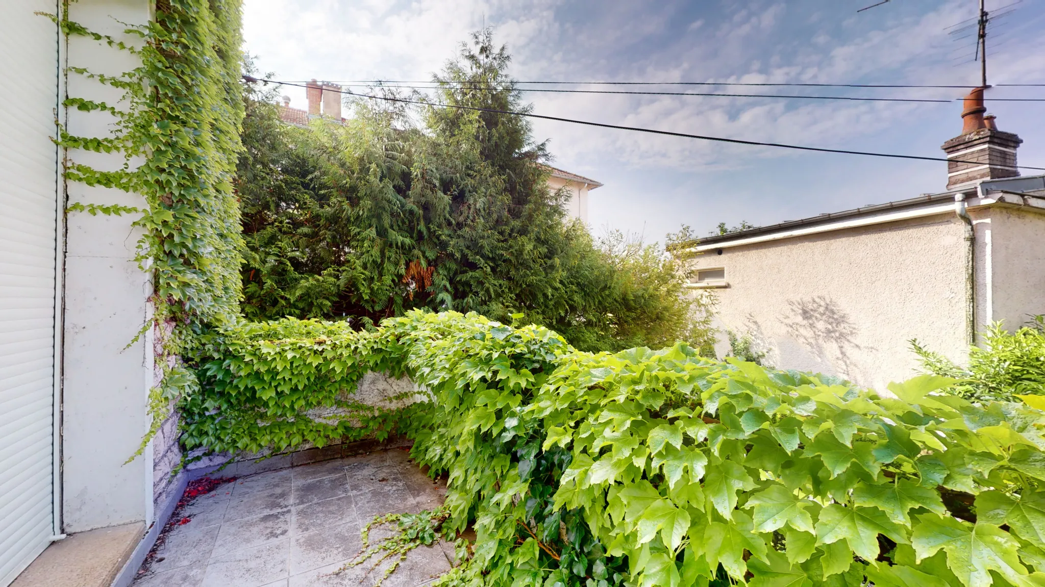 Appartement à rénover avec 4 chambres à Dijon 