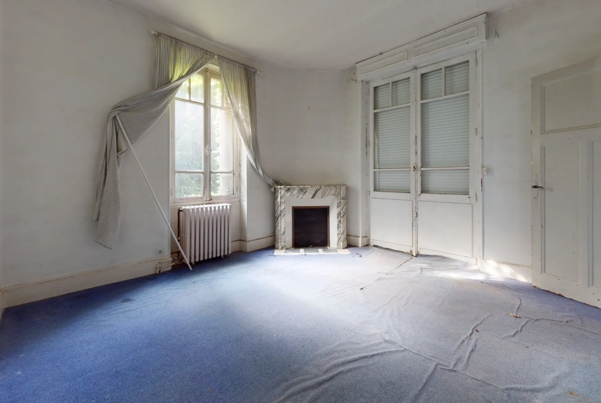 Appartement à rénover avec 4 chambres à Dijon 