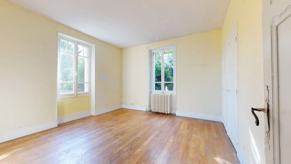 Appartement à rénover avec 4 chambres à Dijon