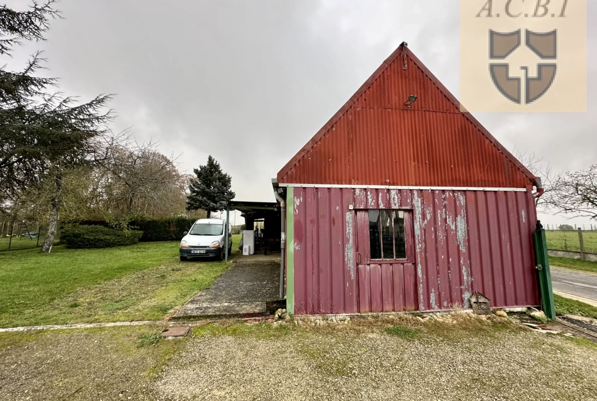 Maison en Brique Rouge à 16 km À l'Ouest de Châteaudun 