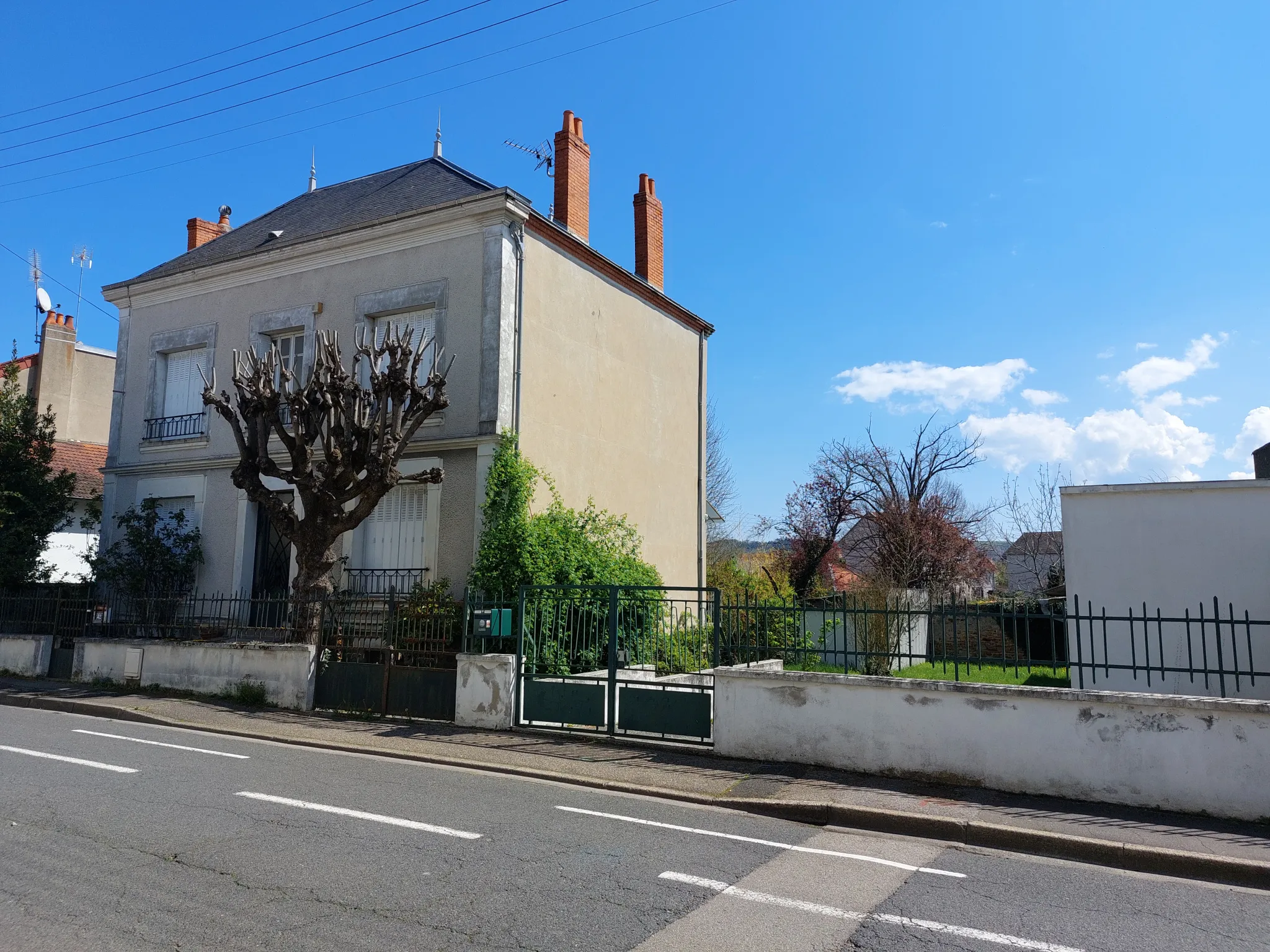 Belle Maison de Maître Lumineuse à Cusset - Proche Vichy 