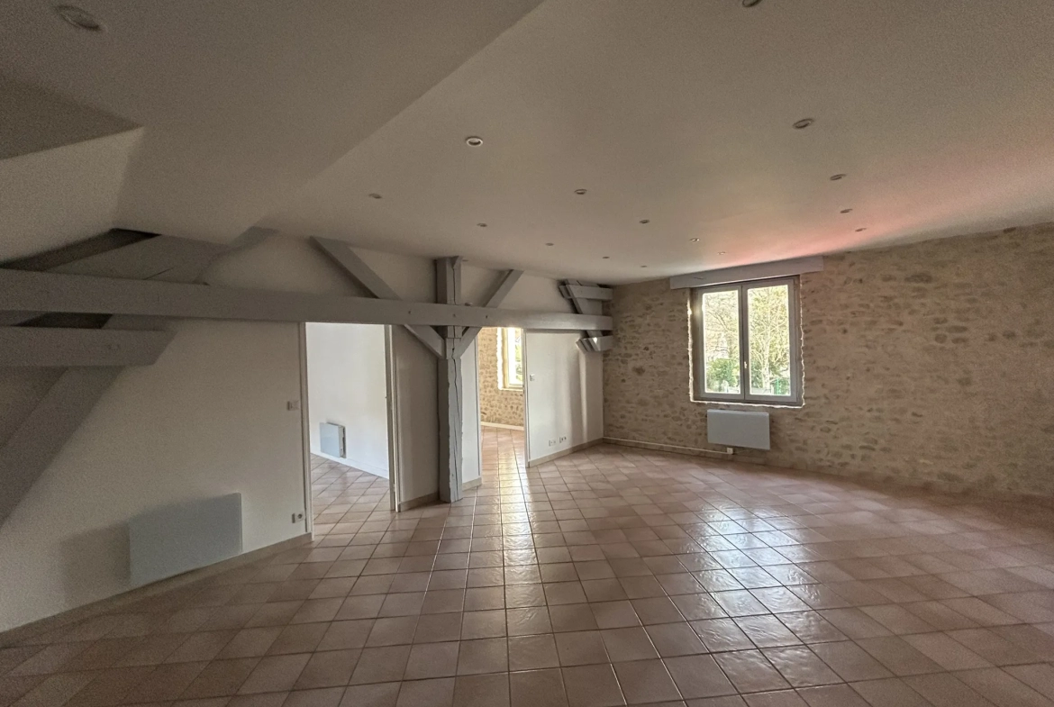 Appartement lumineux de 75m2 à Saclas 