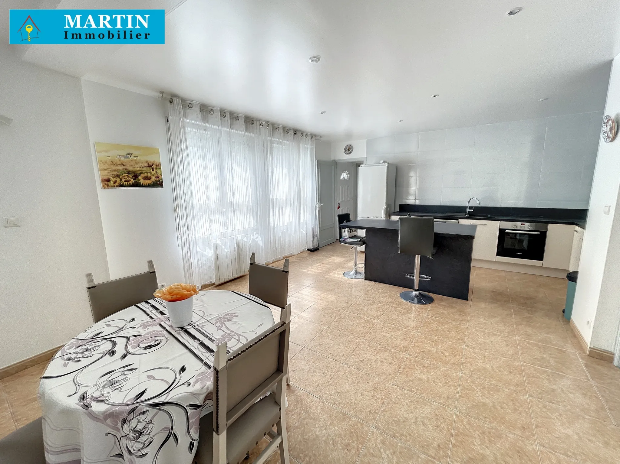 Vente - Grand appartement F4 avec 2 parkings - Céret 