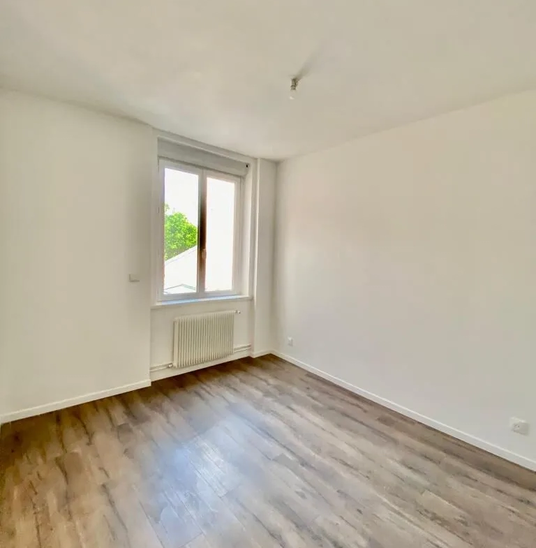 Vente : Maison 5 pièces (113 m2) à Marquette Lez Lille 