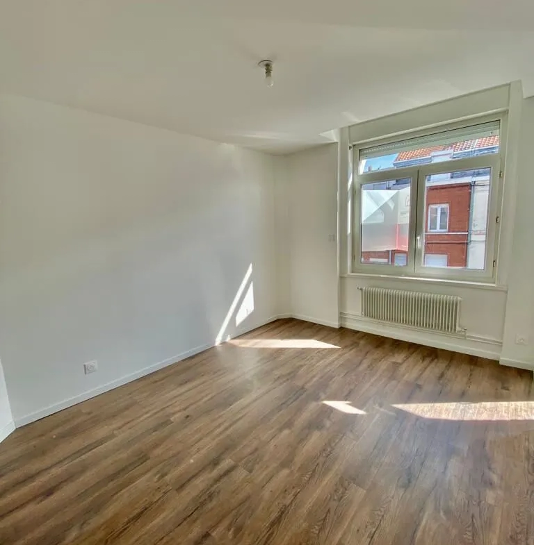 Vente : Maison 5 pièces (113 m2) à Marquette Lez Lille 