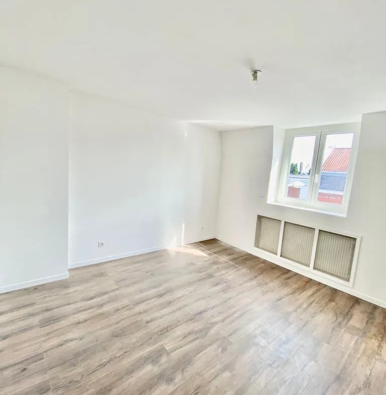 Vente : Maison 5 pièces (113 m2) à Marquette Lez Lille 