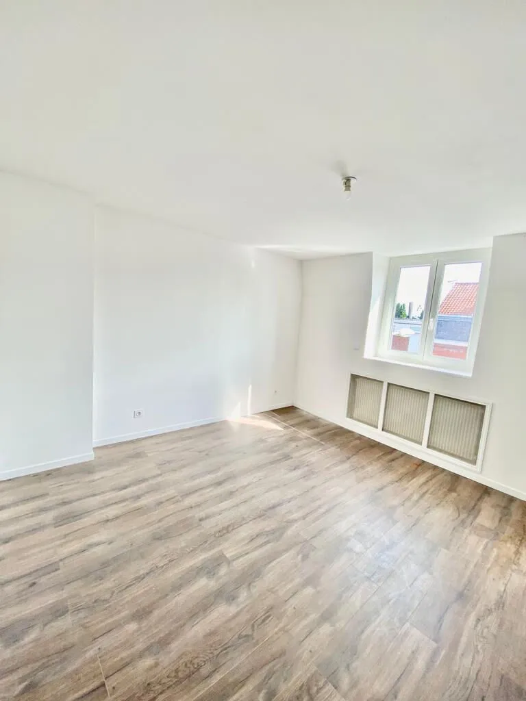 Vente : Maison 5 pièces (113 m2) à Marquette Lez Lille 