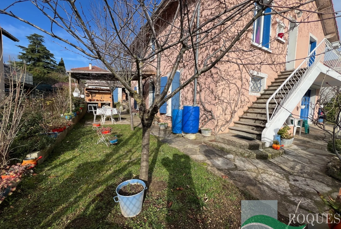 Maison T6 avec jardin à Millau 