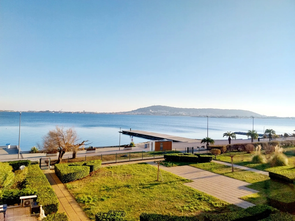 Appartement T2 avec vue sur l'étang près des cures