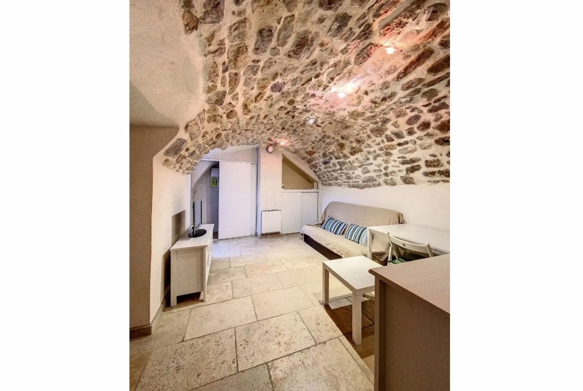 Appartement T1 de 28m2 à Gardanne - Prix : 114 000 € 