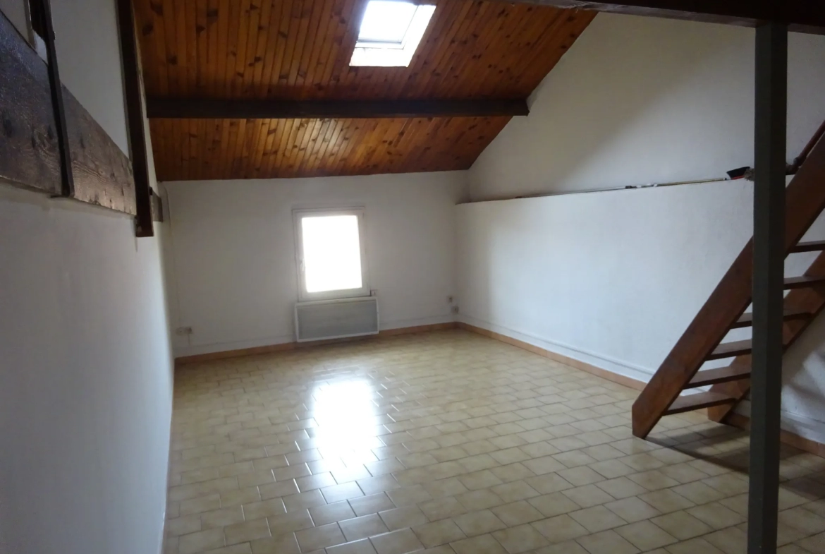 Appartement dernier étage 44m2 à Gardanne 