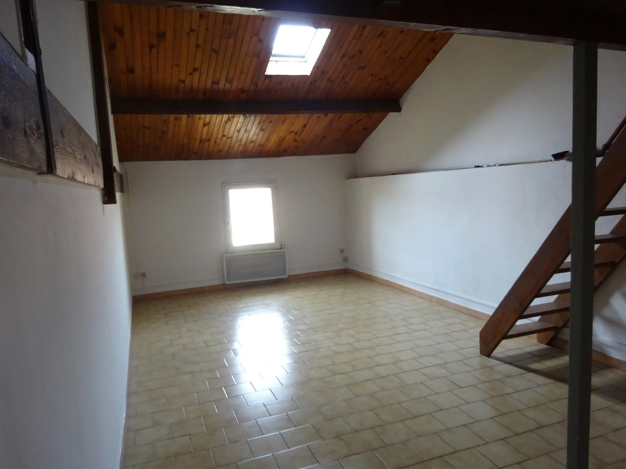 Appartement dernier étage 44m2 à Gardanne 