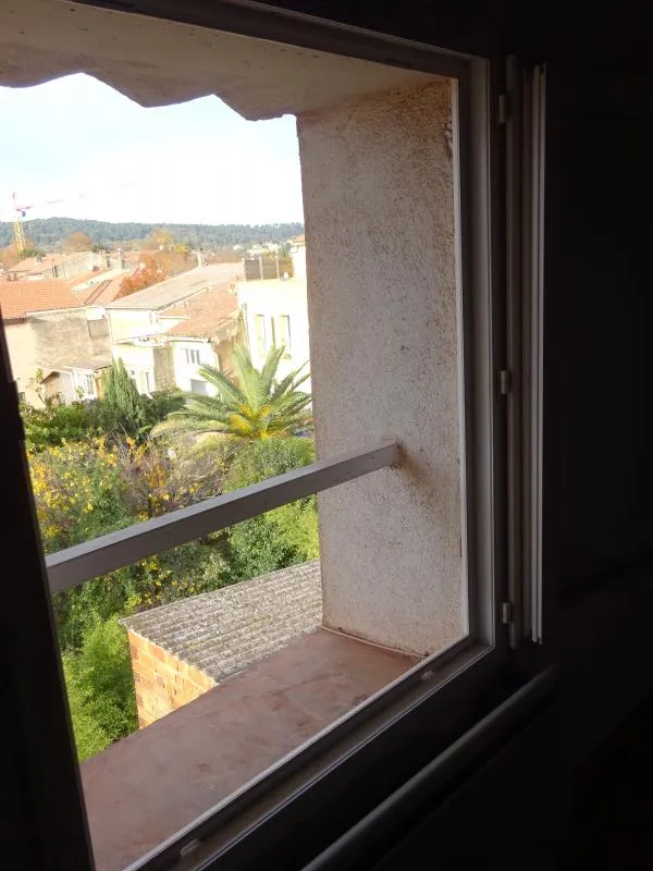 Appartement dernier étage 44m2 à Gardanne 