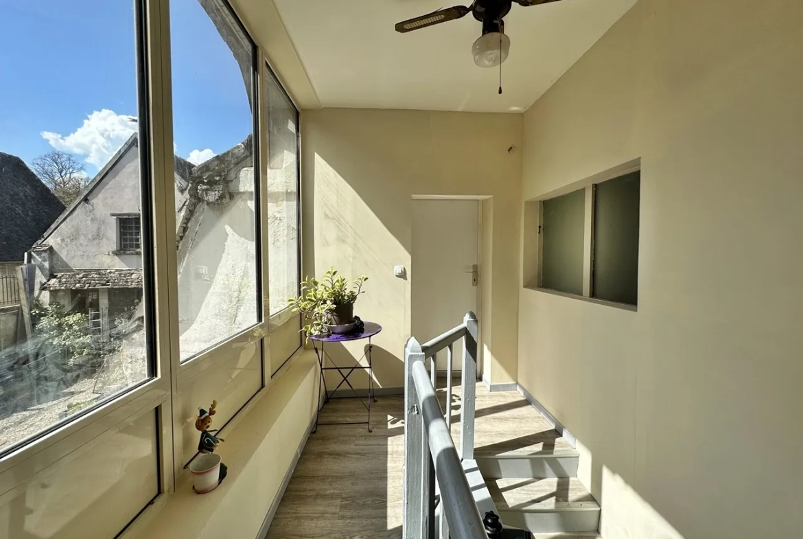 Maison de bourg rénovée avec cour à Donnemarie Dontilly 