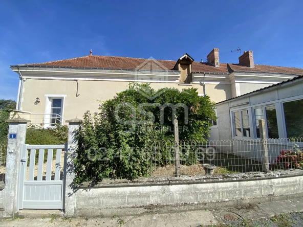 Charmante maison rénovée à Nouatre avec 2 chambres