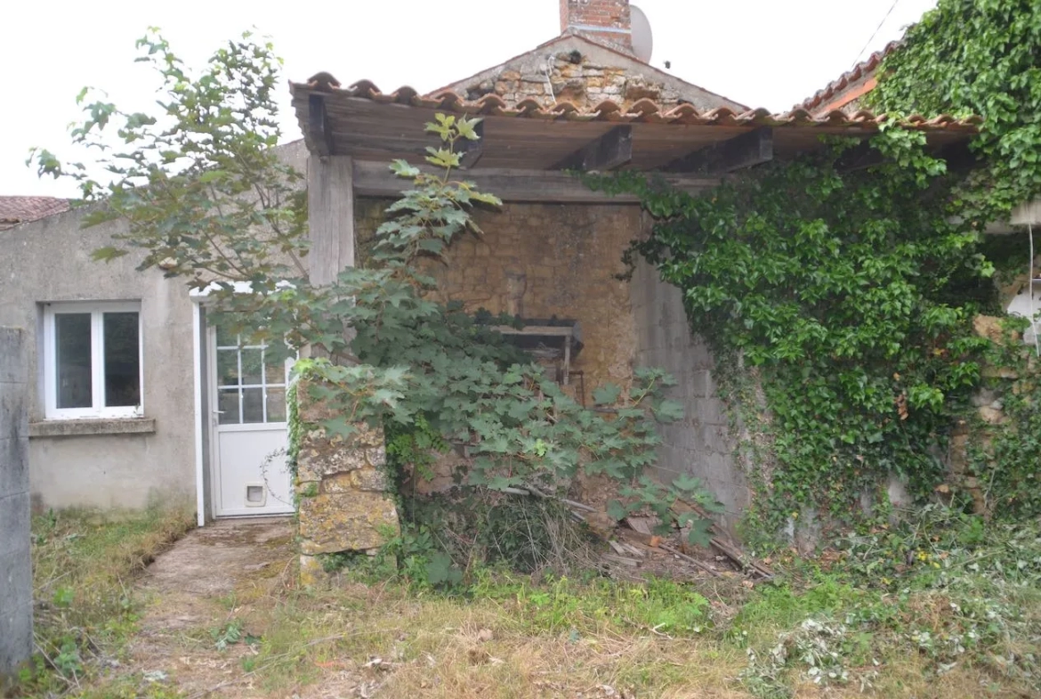 Maison à rénover au calme 