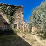 Maison de campagne à rénover à La Roque Alric