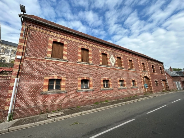 Ensemble immobilier dans la vallée de la Somme