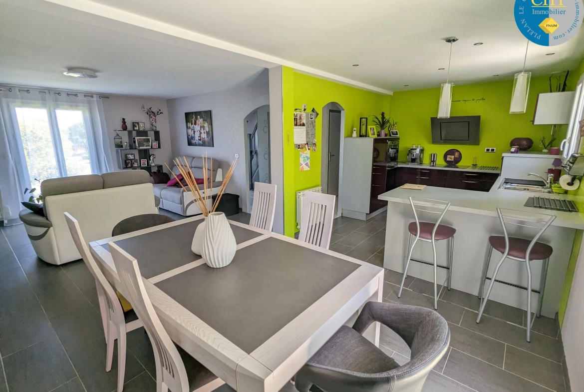 A VENDRE MAISON SANS TRAVAUX AVEC 4 CHAMBRES 