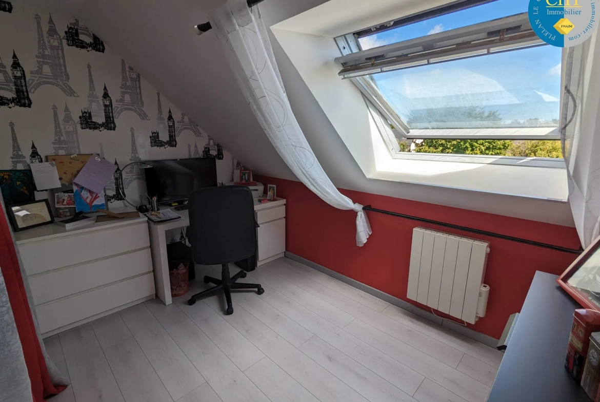 A VENDRE MAISON SANS TRAVAUX AVEC 4 CHAMBRES 