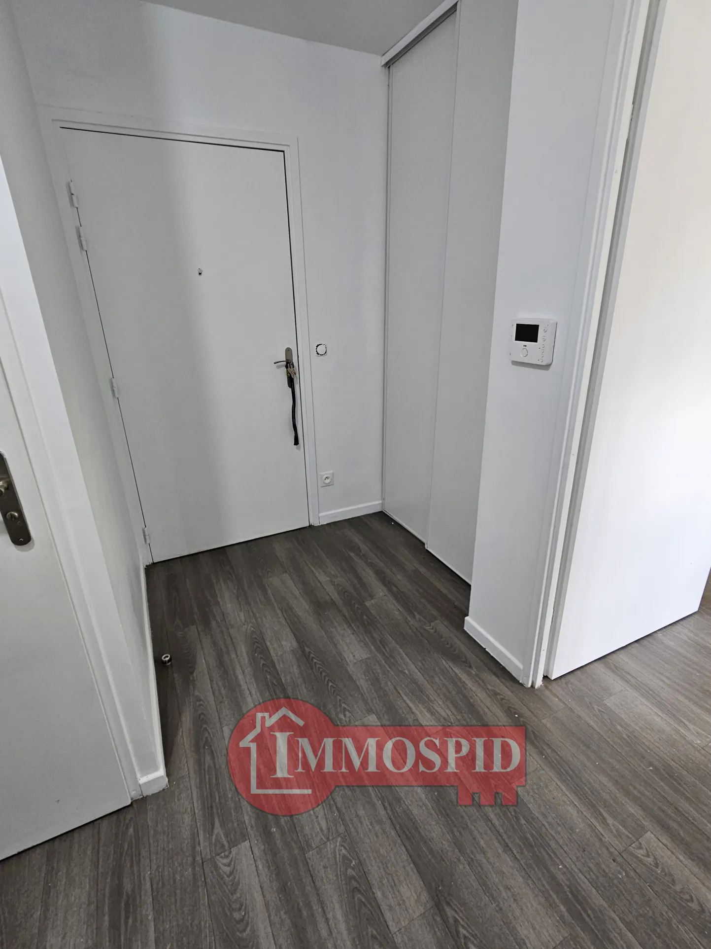 Bel appartement trois pièces à Livry-Gargan 