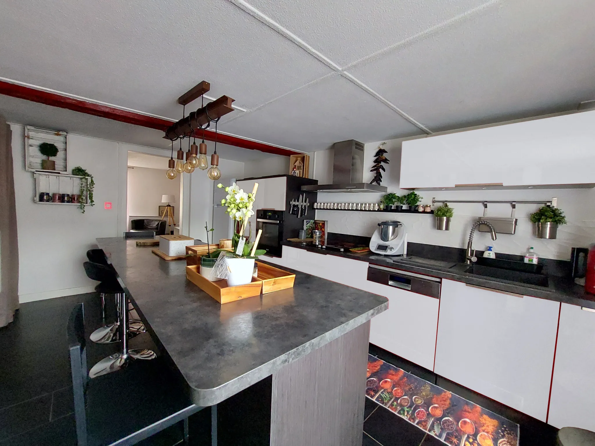 Appartement à Hunawihr : 6 pièces, 119 m2, garage 