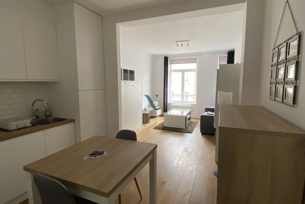 Studio 1 pièce 28m2 à Lille - Secteur République beaux arts 