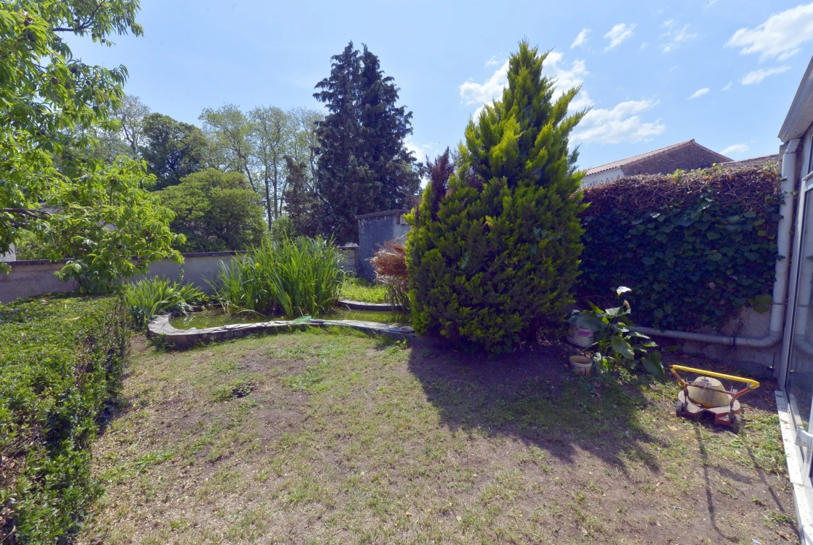 Maison familiale de cinq chambres à Cozes, Charente-Maritime 