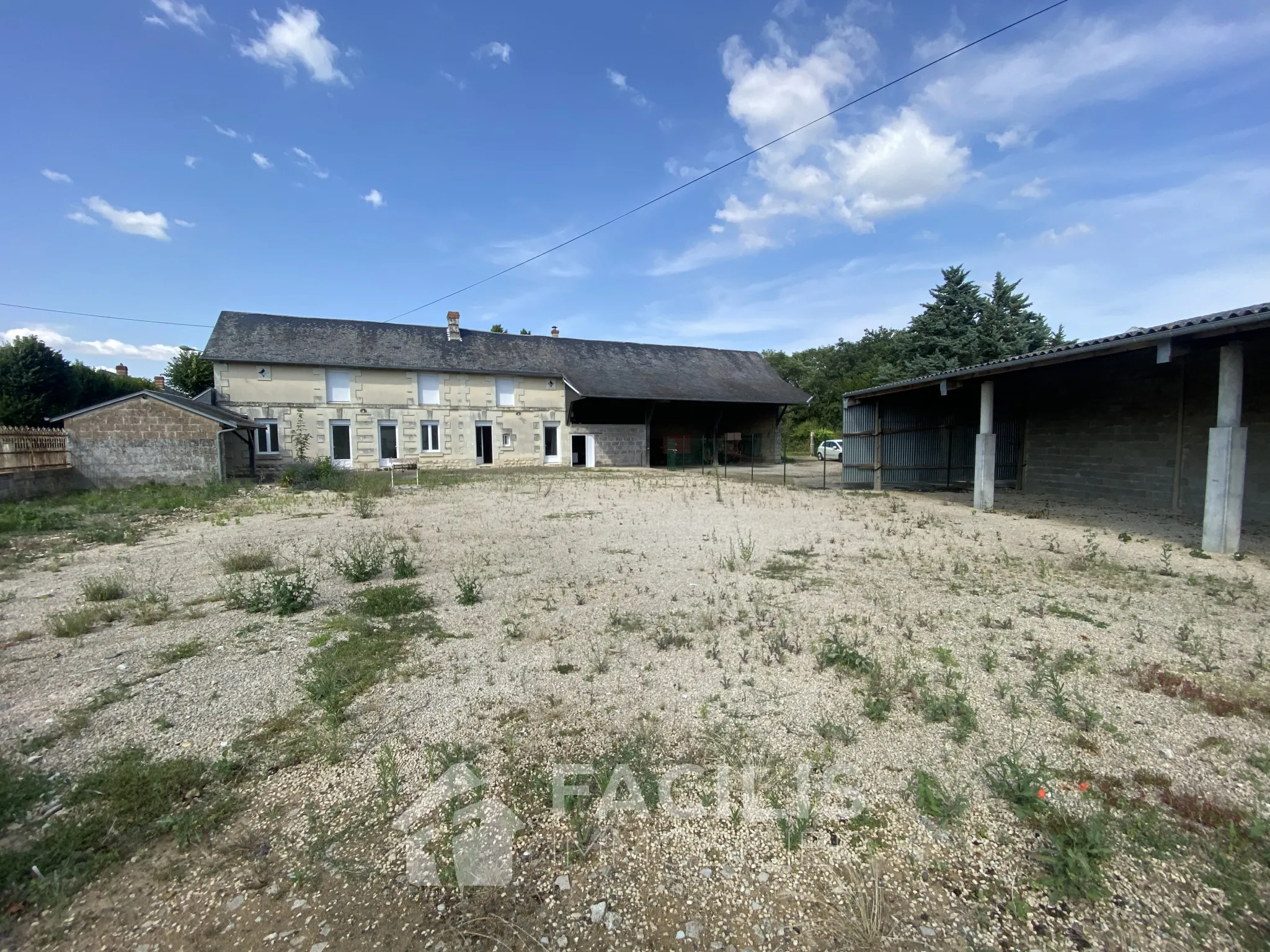 Maison de 130m2 à Angliers 