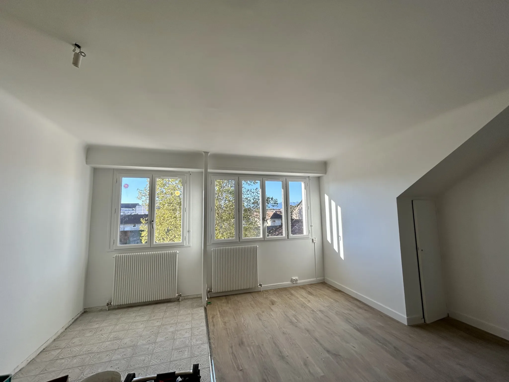 Appartement 3 pièces 70m2 avec balcon plein Sud 