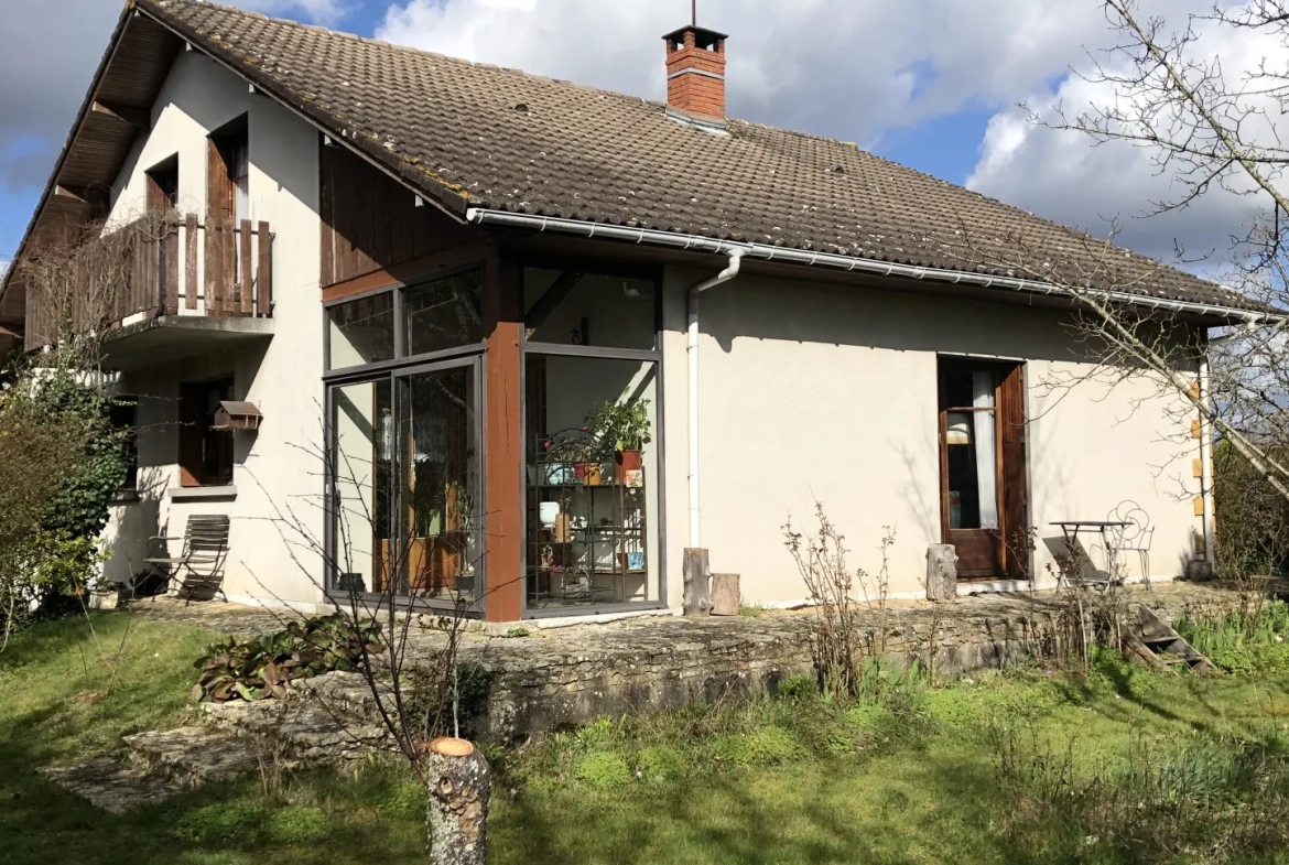 Maison de 106m2 à vendre à Méreau avec 5 pièces 