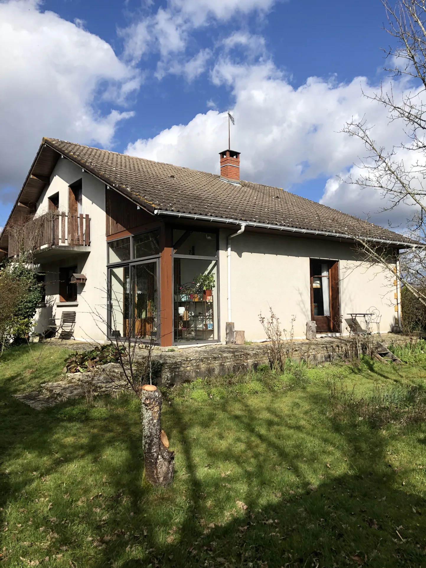 Maison de 106m2 à vendre à Méreau avec 5 pièces 