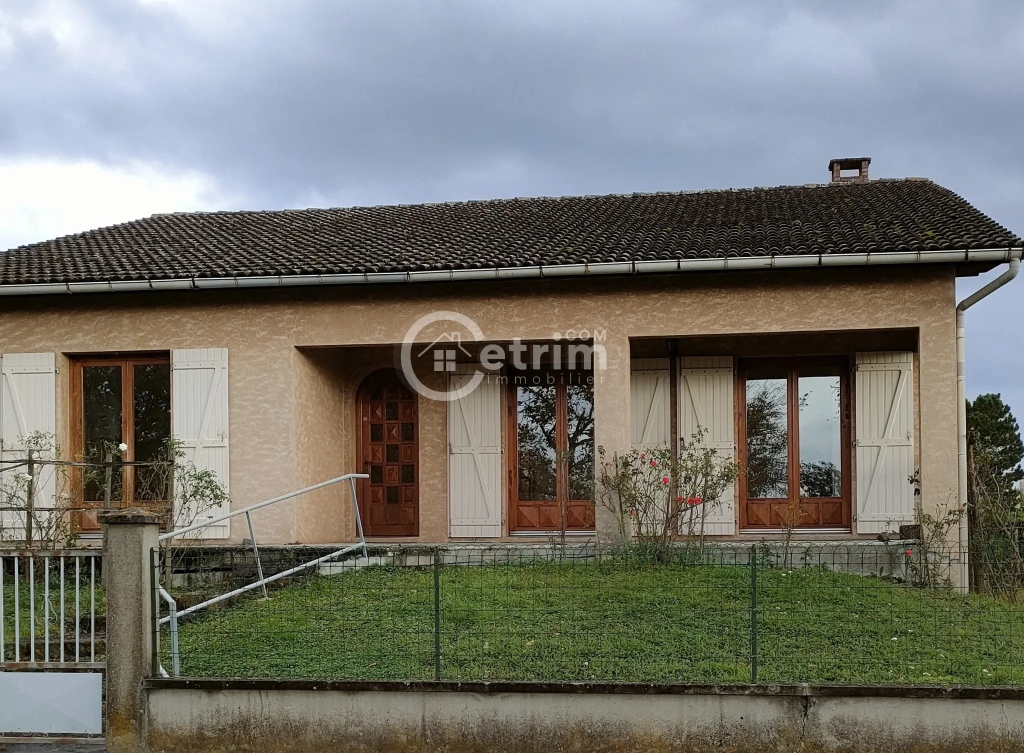 Maison Familiale avec Jardin à Maringues