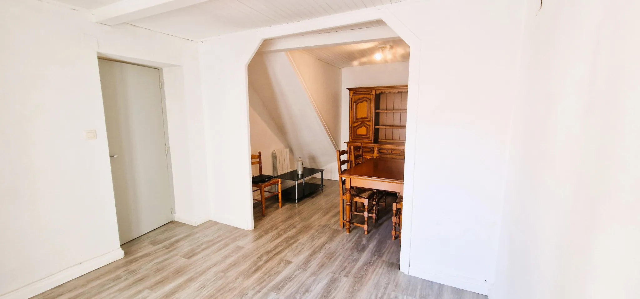 Immeuble avec 2 appartements de type T2 et balcon à Le Boulou 