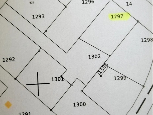 Terrain constructible de 545 m2 à La Ménitré