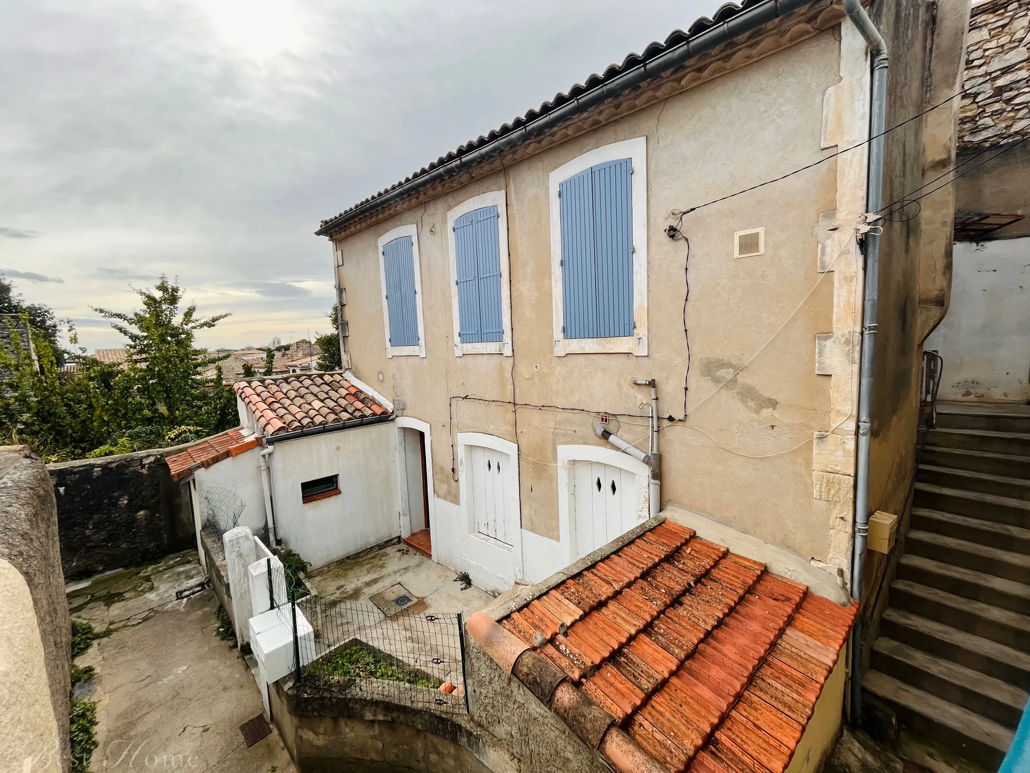 Maison de ville de 67m2 avec cour à Nîmes 