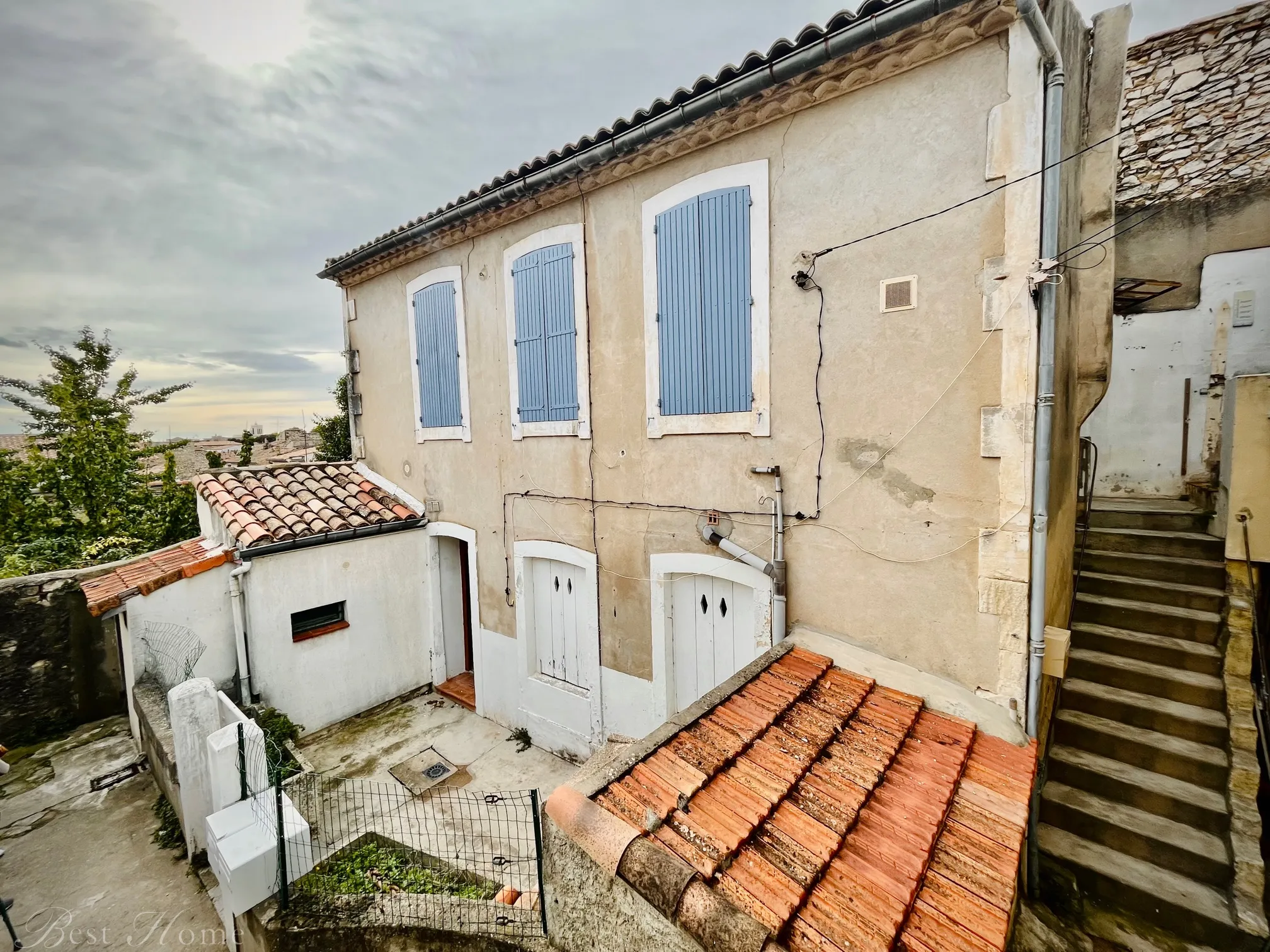 Maison de ville de 67m2 avec cour à Nîmes 