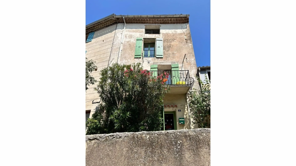 Maison de village Type 3 à Pourrières 83910 avec balcon